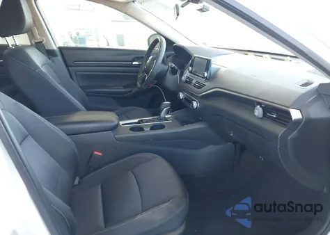 2021 Nissan Altima S Fwd z USA, uszkodzony, nr VIN 1N4BL4BV3MN369241